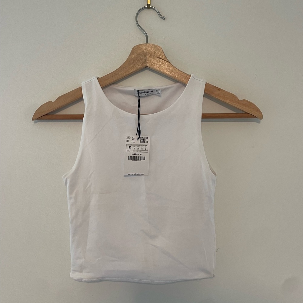 Strativarius white tank - Brand new WITH TAGS